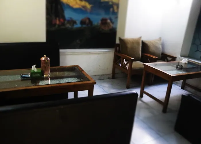 Kailash Mansarobar Banquet And Restaurant 2*